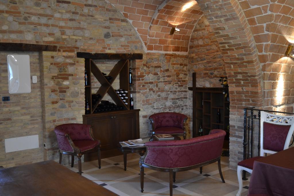 Agriturismo De Luca Mozzagrogna Extérieur photo