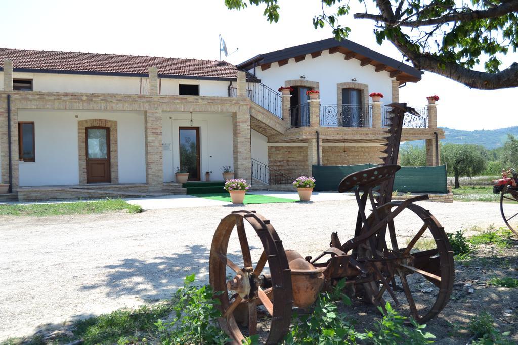 Agriturismo De Luca Mozzagrogna Extérieur photo