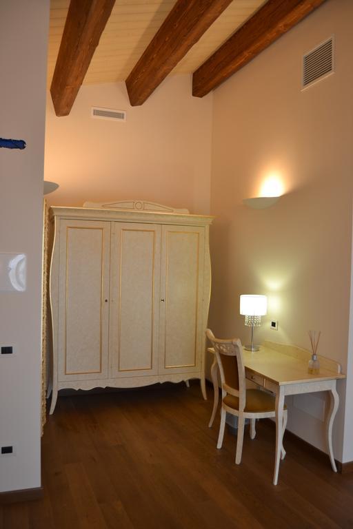 Agriturismo De Luca Mozzagrogna Extérieur photo