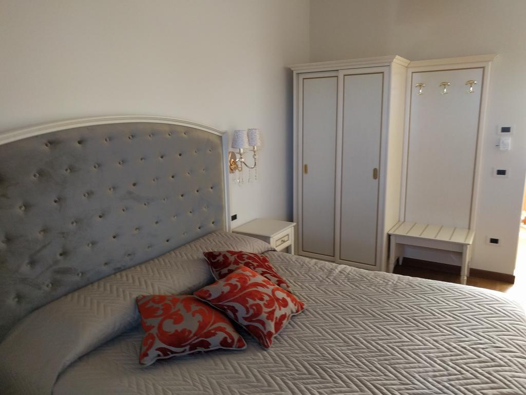 Agriturismo De Luca Mozzagrogna Extérieur photo